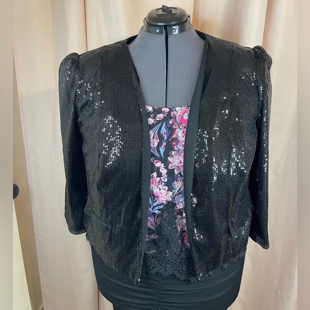 IN Studio sequin cropped blazer